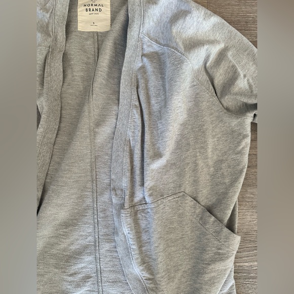 The Normal Brand - Women’s Cardigan - Small - Picture 2 of 5